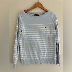 Tommy Hilfiger sweater small